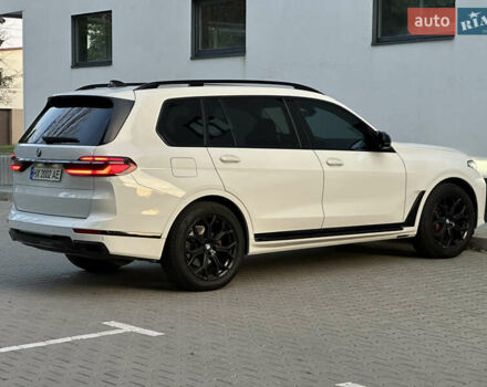 Белый БМВ X7, объемом двигателя 3 л и пробегом 125 тыс. км за 56900 $, фото 5 на Automoto.ua