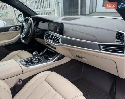 Белый БМВ X7, объемом двигателя 2.99 л и пробегом 98 тыс. км за 79000 $, фото 108 на Automoto.ua