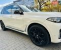 Белый БМВ X7, объемом двигателя 3 л и пробегом 67 тыс. км за 59500 $, фото 19 на Automoto.ua