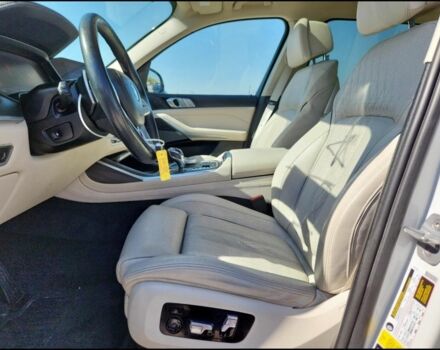 Белый БМВ X7, объемом двигателя 3 л и пробегом 133 тыс. км за 34000 $, фото 6 на Automoto.ua