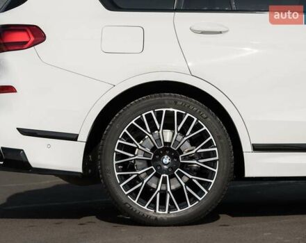 Белый БМВ X7, объемом двигателя 3 л и пробегом 49 тыс. км за 57500 $, фото 5 на Automoto.ua