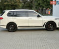 Белый БМВ X7, объемом двигателя 3 л и пробегом 125 тыс. км за 56900 $, фото 6 на Automoto.ua