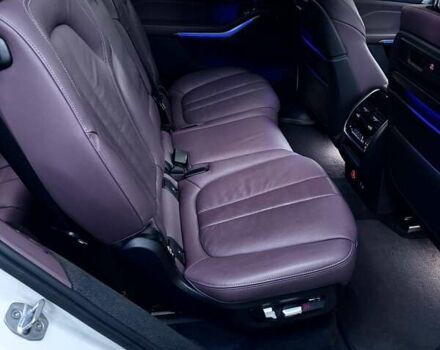 Белый БМВ X7, объемом двигателя 3 л и пробегом 156 тыс. км за 58000 $, фото 24 на Automoto.ua