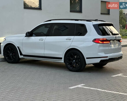 Белый БМВ X7, объемом двигателя 3 л и пробегом 125 тыс. км за 56900 $, фото 4 на Automoto.ua