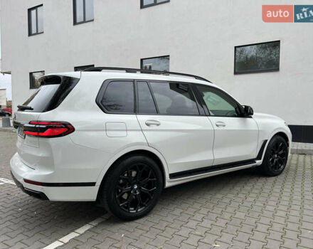 Белый БМВ X7, объемом двигателя 3 л и пробегом 130 тыс. км за 53100 $, фото 11 на Automoto.ua