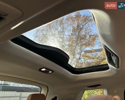 Белый БМВ X7, объемом двигателя 3 л и пробегом 67 тыс. км за 59500 $, фото 66 на Automoto.ua