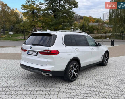 Белый БМВ X7, объемом двигателя 2.99 л и пробегом 140 тыс. км за 64200 $, фото 3 на Automoto.ua