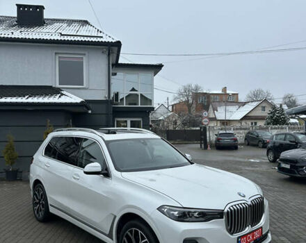 Белый БМВ X7, объемом двигателя 3 л и пробегом 154 тыс. км за 48999 $, фото 1 на Automoto.ua