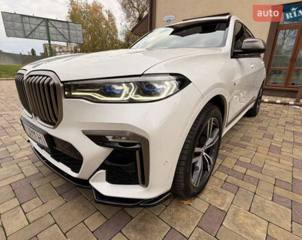 Белый БМВ X7, объемом двигателя 4.39 л и пробегом 130 тыс. км за 66000 $, фото 16 на Automoto.ua