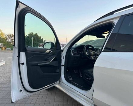 Белый БМВ X7, объемом двигателя 4.4 л и пробегом 126 тыс. км за 59500 $, фото 11 на Automoto.ua
