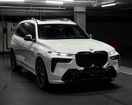 Белый БМВ X7, объемом двигателя 4.39 л и пробегом 41 тыс. км за 85500 $, фото 5 на Automoto.ua