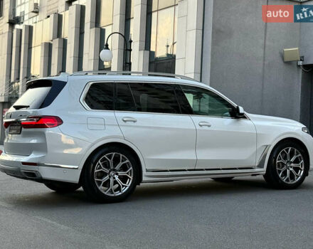 Белый БМВ X7, объемом двигателя 2.99 л и пробегом 83 тыс. км за 86000 $, фото 26 на Automoto.ua