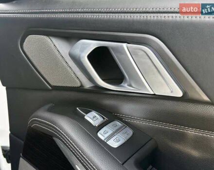 Білий БМВ X7, об'ємом двигуна 4.39 л та пробігом 129 тис. км за 61900 $, фото 36 на Automoto.ua