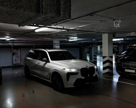 Белый БМВ X7, объемом двигателя 4.39 л и пробегом 41 тыс. км за 85500 $, фото 8 на Automoto.ua