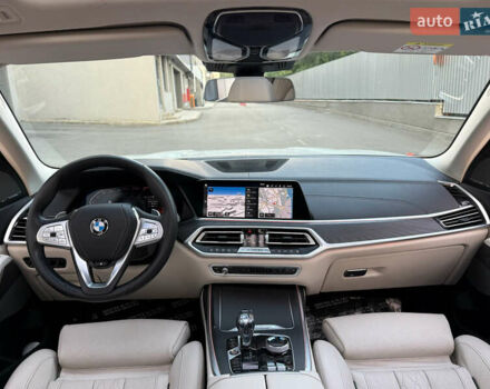 Белый БМВ X7, объемом двигателя 2.99 л и пробегом 83 тыс. км за 83000 $, фото 71 на Automoto.ua