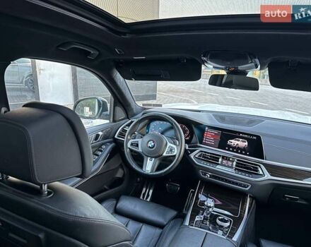 Белый БМВ X7, объемом двигателя 4.39 л и пробегом 126 тыс. км за 58500 $, фото 19 на Automoto.ua