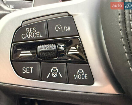 Белый БМВ X7, объемом двигателя 4.39 л и пробегом 130 тыс. км за 66000 $, фото 6 на Automoto.ua