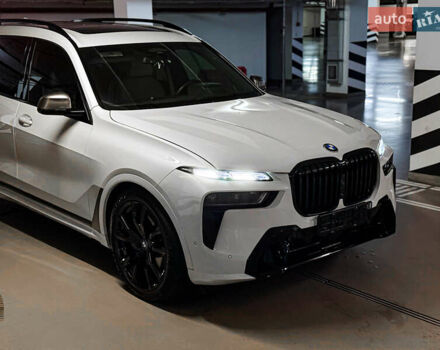 Белый БМВ X7, объемом двигателя 4.39 л и пробегом 41 тыс. км за 85500 $, фото 10 на Automoto.ua
