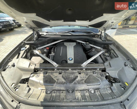 Белый БМВ X7, объемом двигателя 2.99 л и пробегом 127 тыс. км за 75000 $, фото 17 на Automoto.ua