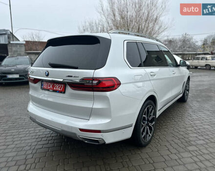 Белый БМВ X7, объемом двигателя 3 л и пробегом 154 тыс. км за 48999 $, фото 62 на Automoto.ua