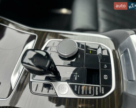 Белый БМВ X7, объемом двигателя 3 л и пробегом 154 тыс. км за 48999 $, фото 80 на Automoto.ua