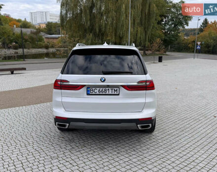 Белый БМВ X7, объемом двигателя 2.99 л и пробегом 140 тыс. км за 64200 $, фото 4 на Automoto.ua