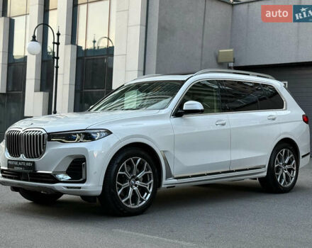 Белый БМВ X7, объемом двигателя 2.99 л и пробегом 83 тыс. км за 83000 $, фото 16 на Automoto.ua