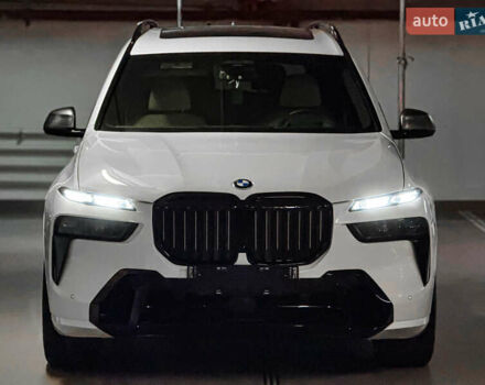 Белый БМВ X7, объемом двигателя 4.39 л и пробегом 41 тыс. км за 85500 $, фото 11 на Automoto.ua