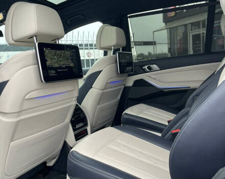 Белый БМВ X7, объемом двигателя 4.39 л и пробегом 51 тыс. км за 81900 $, фото 24 на Automoto.ua