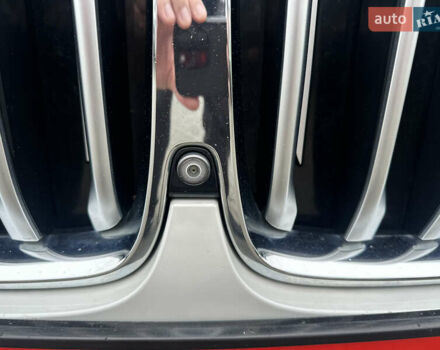 Белый БМВ X7, объемом двигателя 3 л и пробегом 154 тыс. км за 48999 $, фото 73 на Automoto.ua