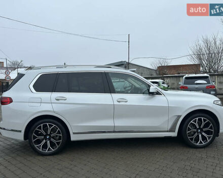 Белый БМВ X7, объемом двигателя 3 л и пробегом 154 тыс. км за 48999 $, фото 15 на Automoto.ua