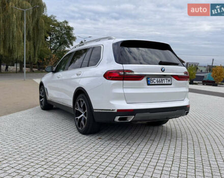 Белый БМВ X7, объемом двигателя 2.99 л и пробегом 140 тыс. км за 64200 $, фото 6 на Automoto.ua