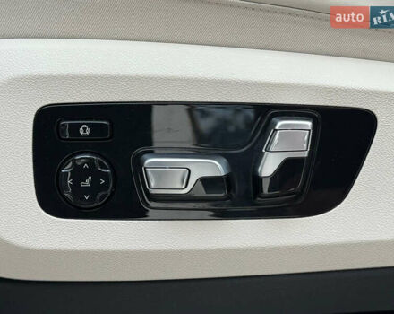 Белый БМВ X7, объемом двигателя 2.99 л и пробегом 83 тыс. км за 83000 $, фото 46 на Automoto.ua