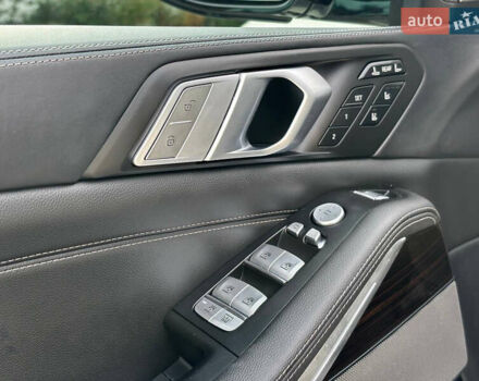 Білий БМВ X7, об'ємом двигуна 4.39 л та пробігом 129 тис. км за 61900 $, фото 43 на Automoto.ua