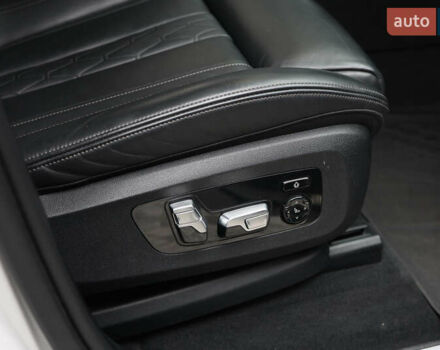 Белый БМВ X7, объемом двигателя 2.99 л и пробегом 141 тыс. км за 61000 $, фото 22 на Automoto.ua