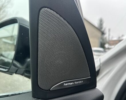 Белый БМВ X7, объемом двигателя 3 л и пробегом 150 тыс. км за 48999 $, фото 19 на Automoto.ua