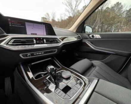 Белый БМВ X7, объемом двигателя 3 л и пробегом 23 тыс. км за 33000 $, фото 11 на Automoto.ua