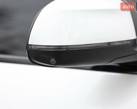 Белый БМВ X7, объемом двигателя 2.99 л и пробегом 141 тыс. км за 61000 $, фото 35 на Automoto.ua