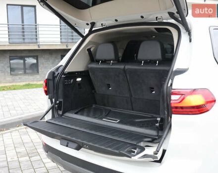 Белый БМВ X7, объемом двигателя 2.99 л и пробегом 141 тыс. км за 61000 $, фото 19 на Automoto.ua