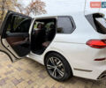 Белый БМВ X7, объемом двигателя 4.39 л и пробегом 130 тыс. км за 66000 $, фото 31 на Automoto.ua