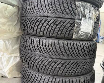 Белый БМВ X7, объемом двигателя 4.39 л и пробегом 41 тыс. км за 85500 $, фото 51 на Automoto.ua