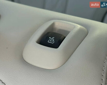 Белый БМВ X7, объемом двигателя 2.99 л и пробегом 83 тыс. км за 83000 $, фото 55 на Automoto.ua