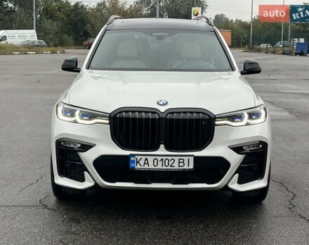 Белый БМВ X7, объемом двигателя 4.39 л и пробегом 51 тыс. км за 81900 $, фото 2 на Automoto.ua