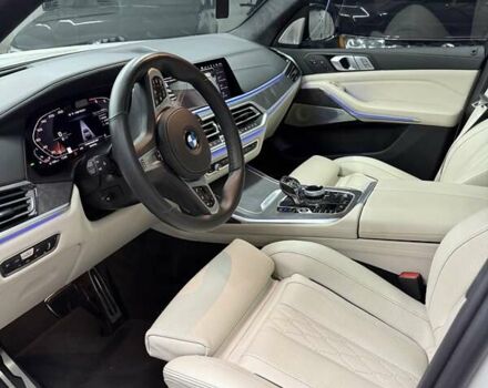 Белый БМВ X7, объемом двигателя 4.39 л и пробегом 41 тыс. км за 85500 $, фото 34 на Automoto.ua