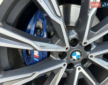 Белый БМВ X7, объемом двигателя 4.39 л и пробегом 126 тыс. км за 58500 $, фото 17 на Automoto.ua