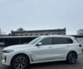 Белый БМВ X7, объемом двигателя 3 л и пробегом 150 тыс. км за 48999 $, фото 20 на Automoto.ua