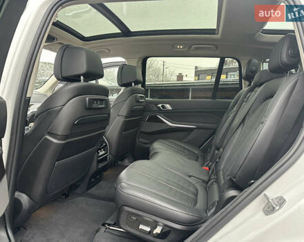 Белый БМВ X7, объемом двигателя 3 л и пробегом 154 тыс. км за 48999 $, фото 87 на Automoto.ua