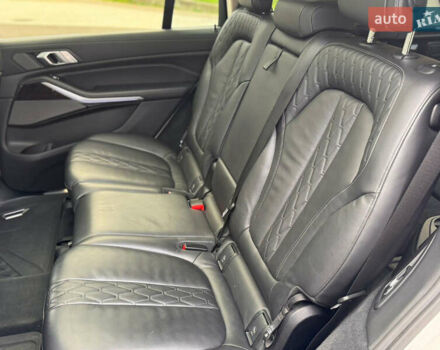 Белый БМВ X7, объемом двигателя 2.99 л и пробегом 140 тыс. км за 64200 $, фото 17 на Automoto.ua