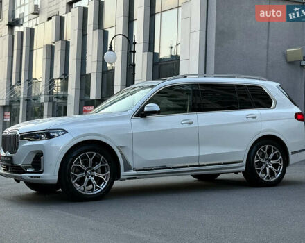 Белый БМВ X7, объемом двигателя 2.99 л и пробегом 83 тыс. км за 86000 $, фото 15 на Automoto.ua