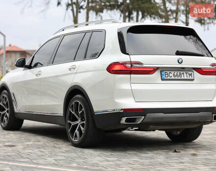 Белый БМВ X7, объемом двигателя 2.99 л и пробегом 141 тыс. км за 61000 $, фото 12 на Automoto.ua